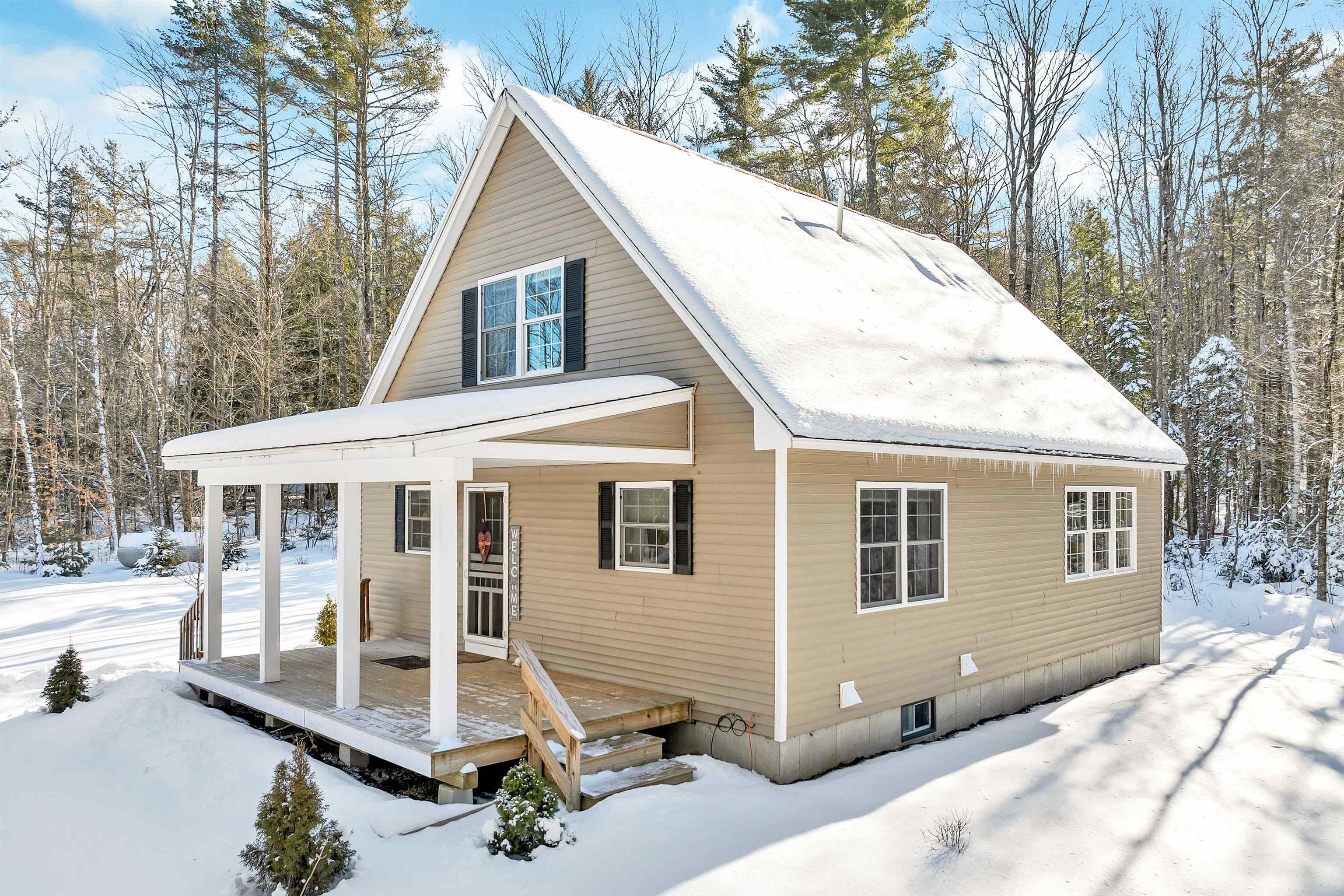 78 Davis Road Danbury, NH 03230 - Photo 3 of 60