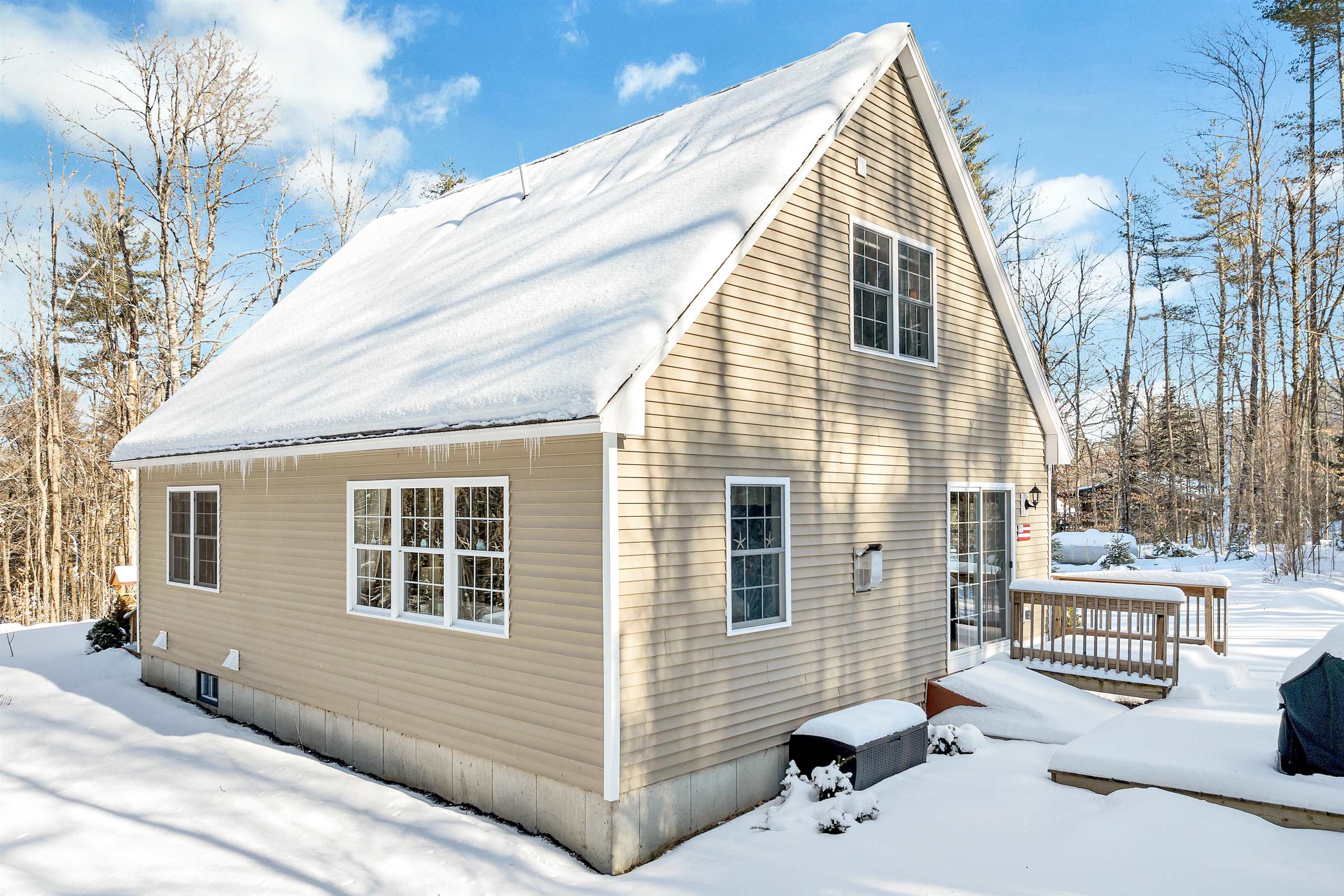 78 Davis Road Danbury, NH 03230 - Photo 6 of 60