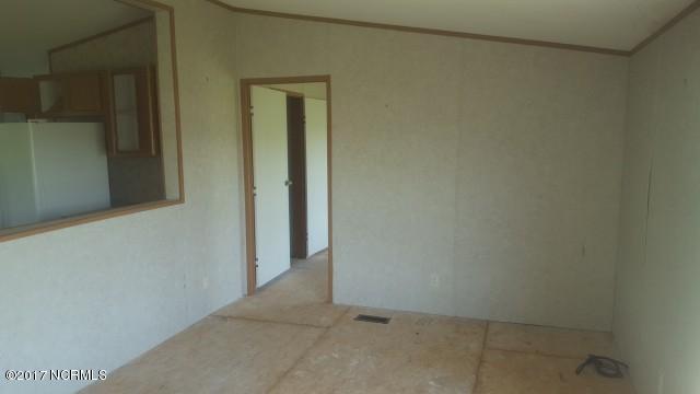 249 Quinn Store Road Beulaville, NC 28518 - Photo 4 of 6 OA-15-8107-i2469923AN-Interior