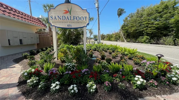 $675,555 | 671 East Gulf Drive, Unit 2C2, Sanibel, FL 33957