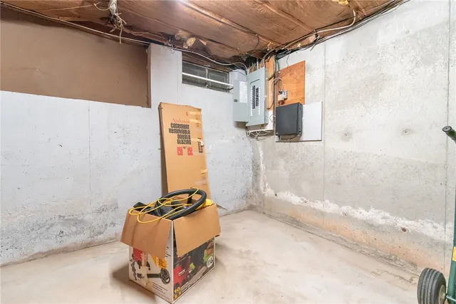 $459,900 | 1 Rose Hill Drive, Johnston, RI 02919