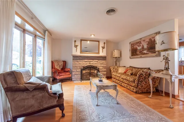 $459,900 | 1 Rose Hill Drive, Johnston, RI 02919