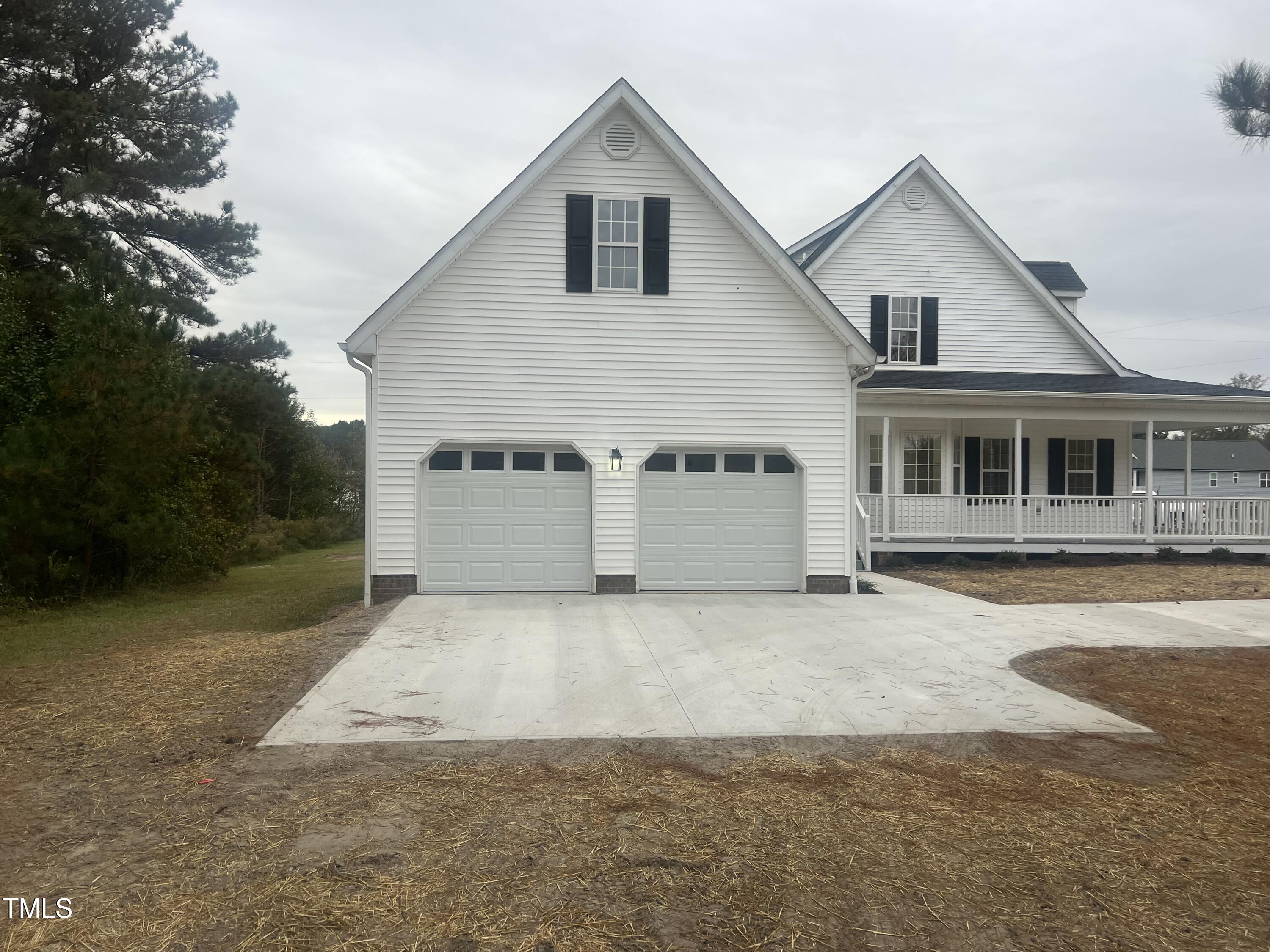 271 Parker Road Four Oaks, NC 27524 - Photo 9 of 50 Garage