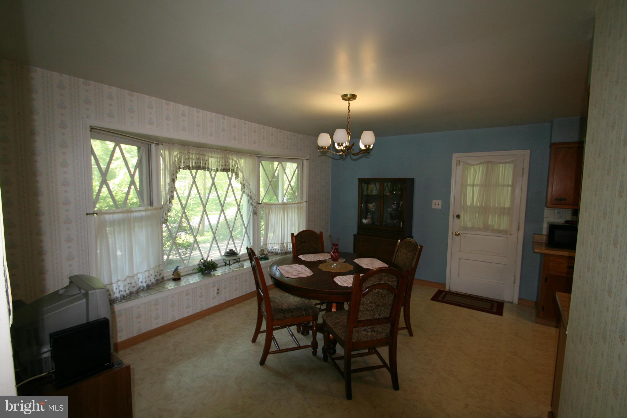 1916 Kimberly Road Silver Spring, MD 20903 - Photo 4 of 24 Kitchen