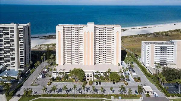 $3,650 | 1270 Gulf Boulevard, Unit 1403, Clearwater, FL 33767
