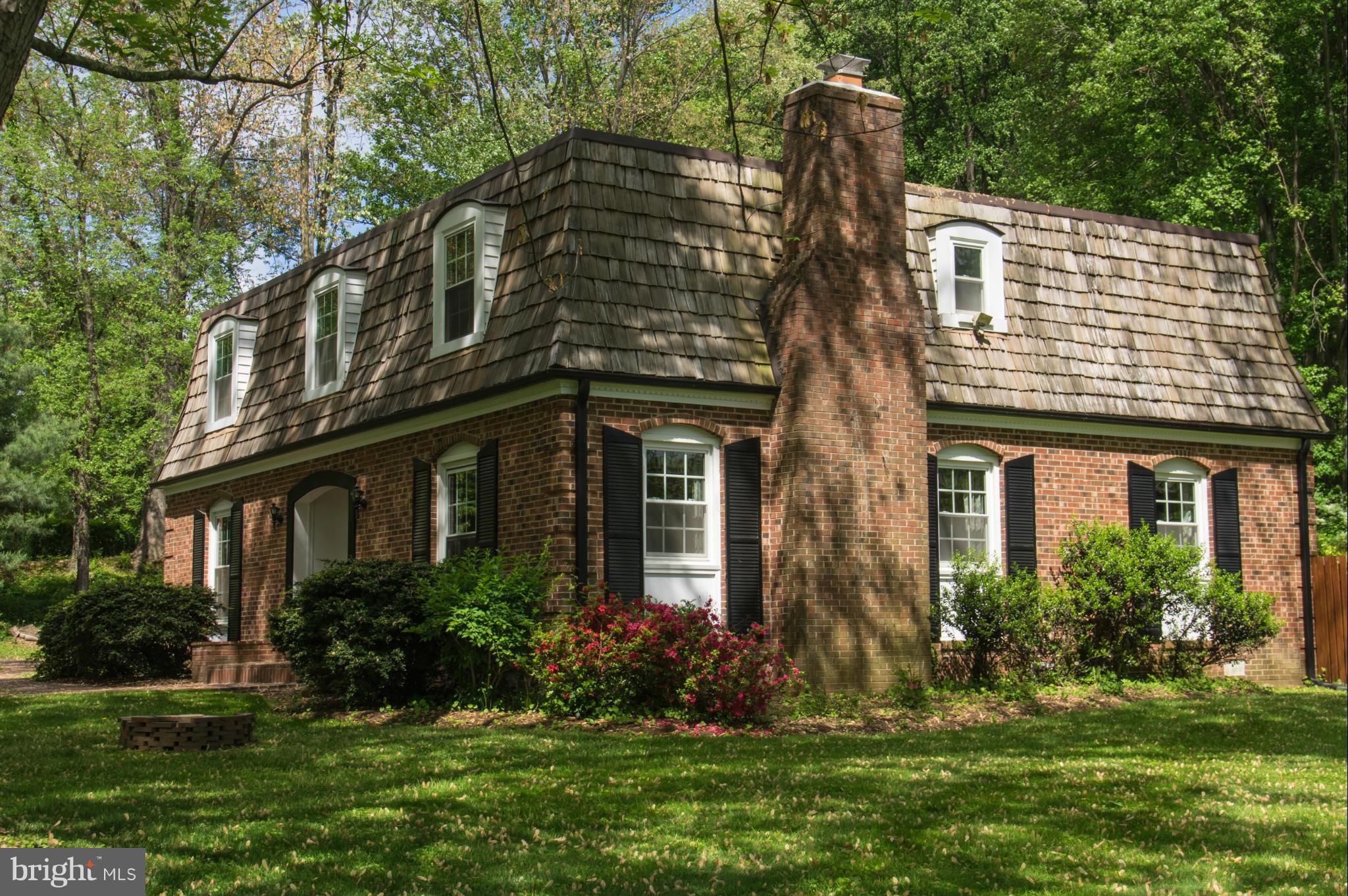 10016 Coach Road Vienna, VA 22181 - Photo 2 of 16 Exterior (General)