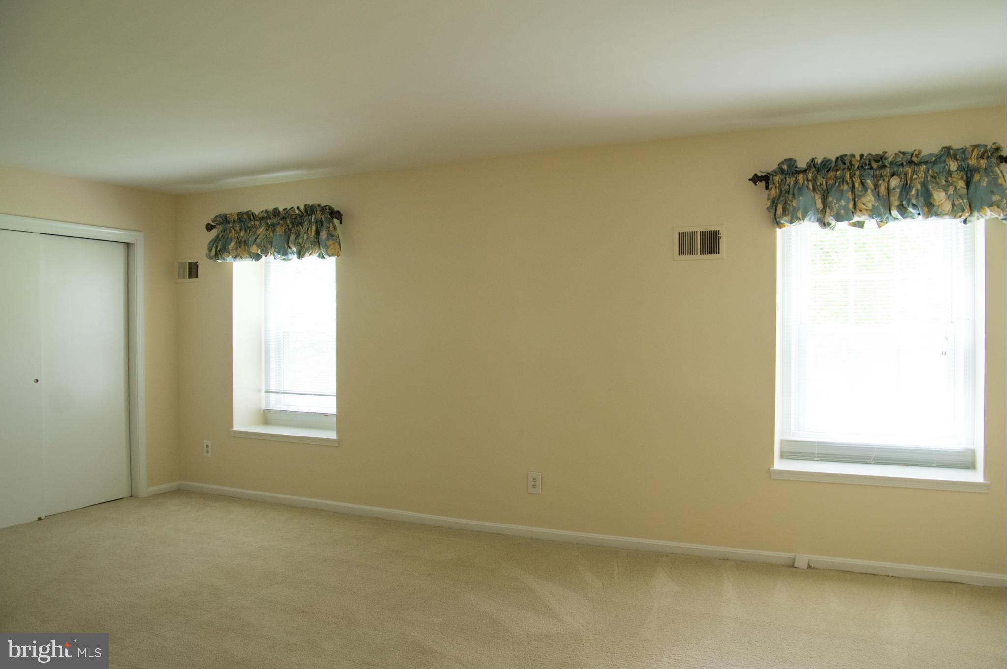 10016 Coach Road Vienna, VA 22181 - Photo 12 of 16 Bedroom (Master)