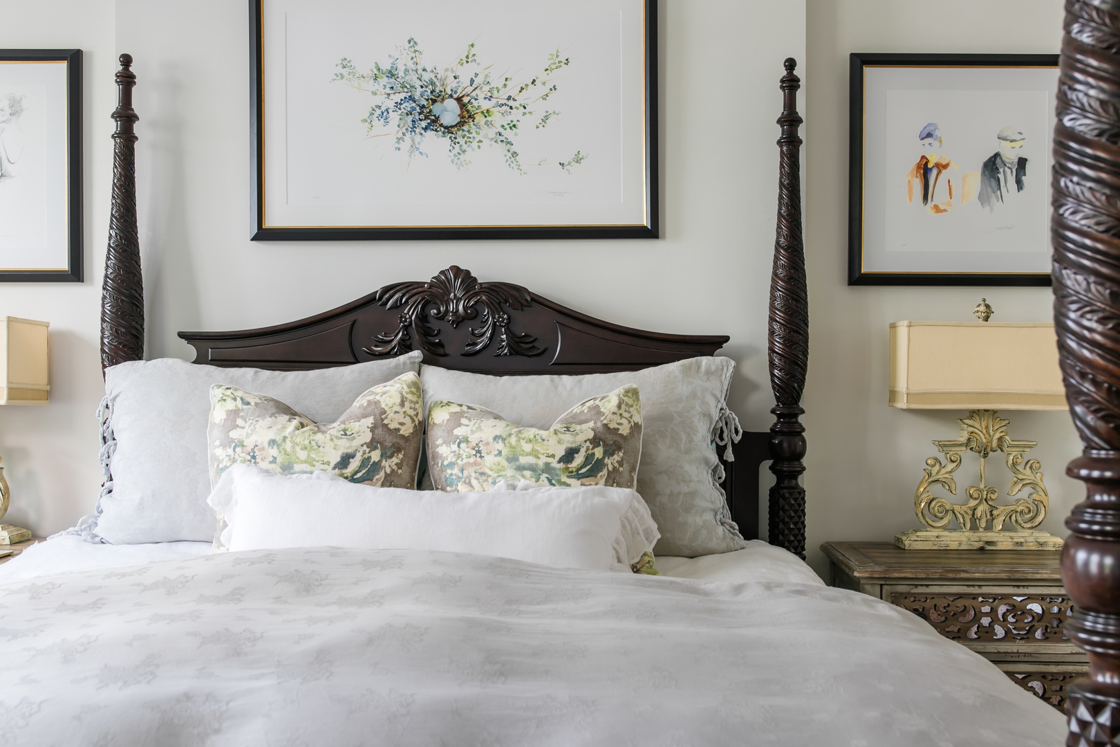 1304 North Ritchie Court Chicago, IL 60610 - Photo 24 of 39 a bedroom with a bed and painting on the wall