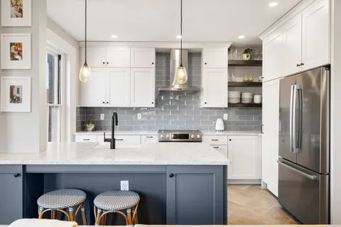 $1,075,000 | 488 Columbus Avenue, Unit 5, Boston, MA 02118