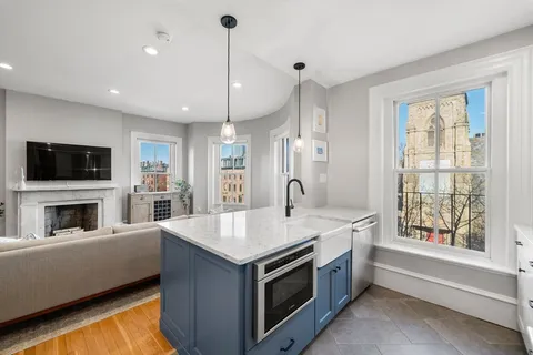 $1,075,000 | 488 Columbus Avenue, Unit 5, Boston, MA 02118