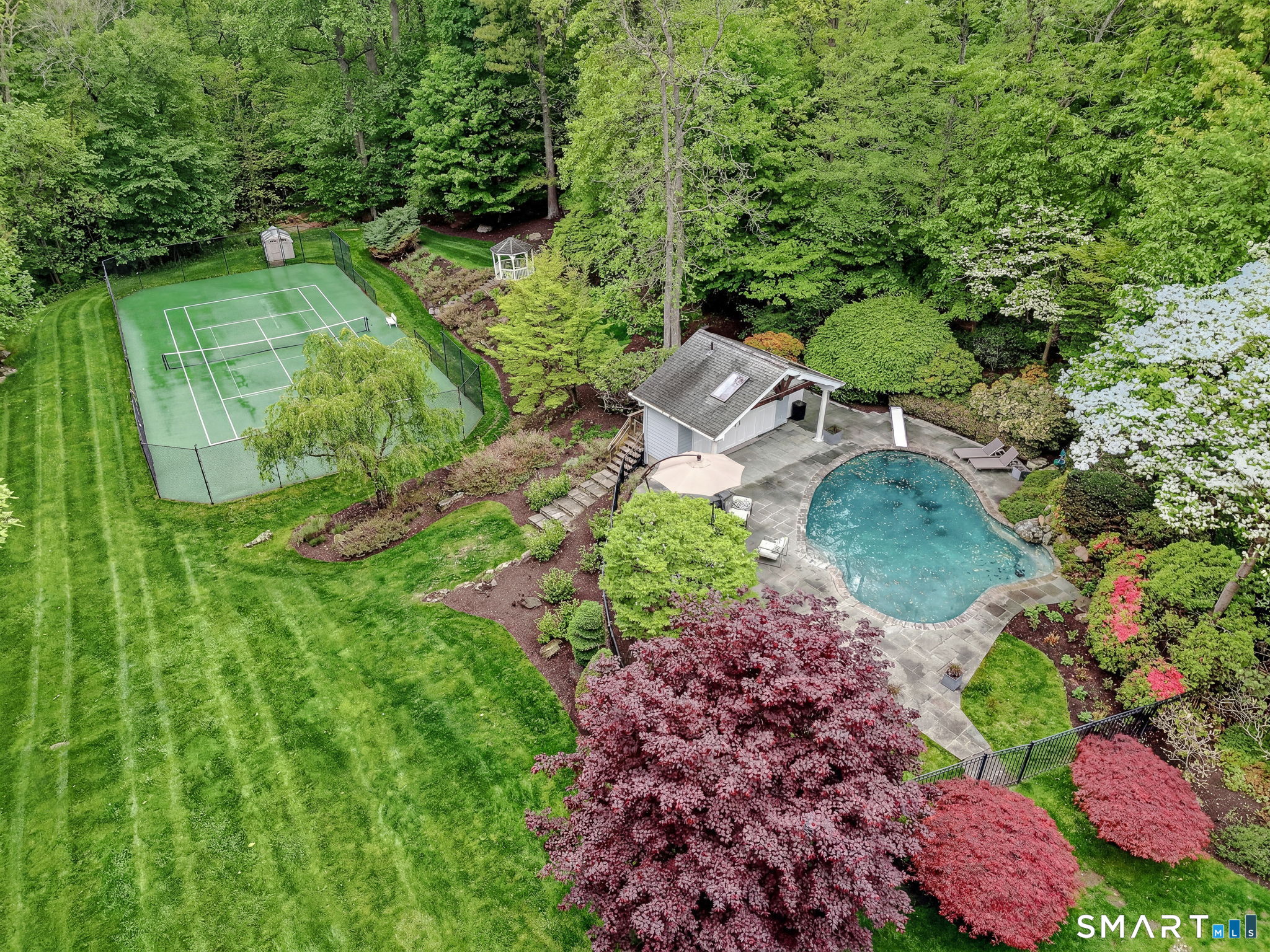 9 North Ridge Road Westport, CT 06880 - Photo 4 of 40