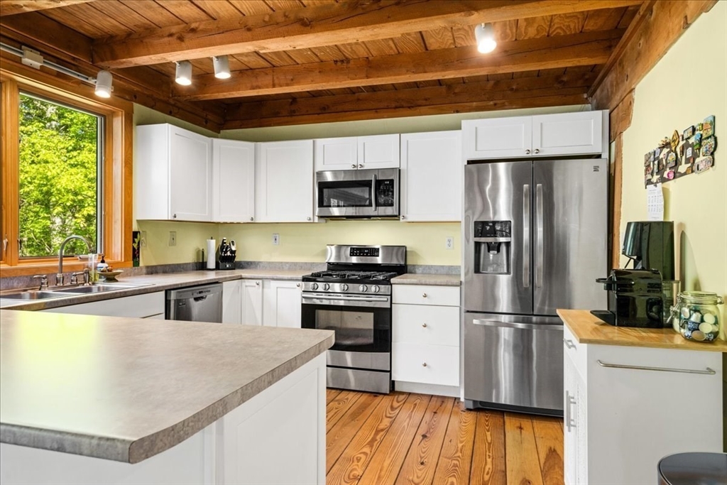 118 Leonard Road Shutesbury, MA 01072 - Photo 7 of 42 Gallery Image 7