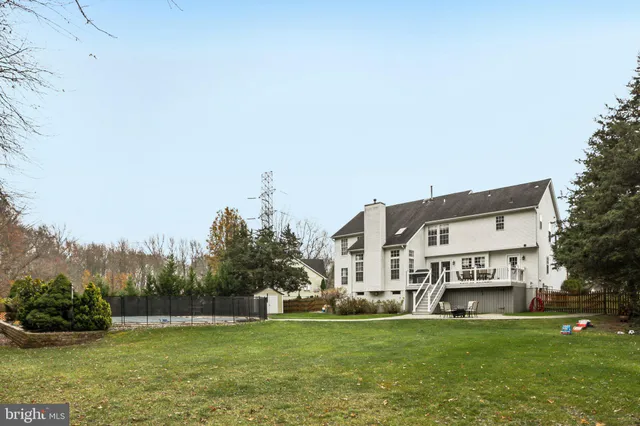 $825,000 | 207 Churchill Downs Court, Mount Laurel, NJ 08054