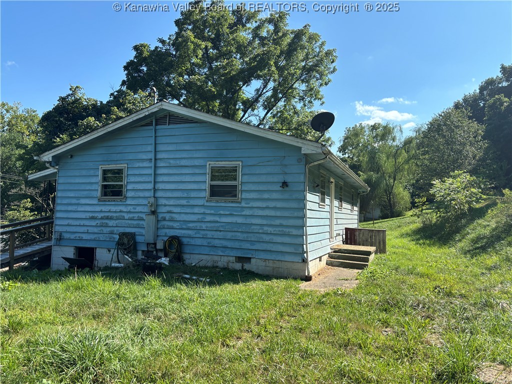 11161 Coal River Road St. Albans, WV 25177 - Photo 4 of 25 Gallery Image 4