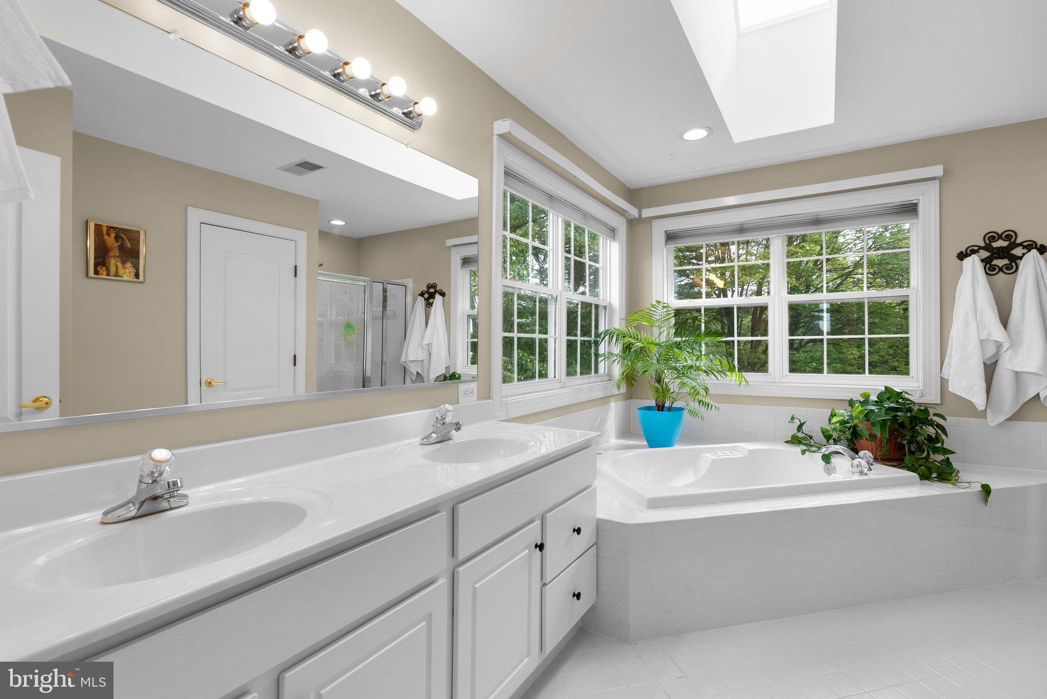 14304 Lewisdale Road Clarksburg, MD 20871 - Photo 20 of 30 Gallery Image 20
