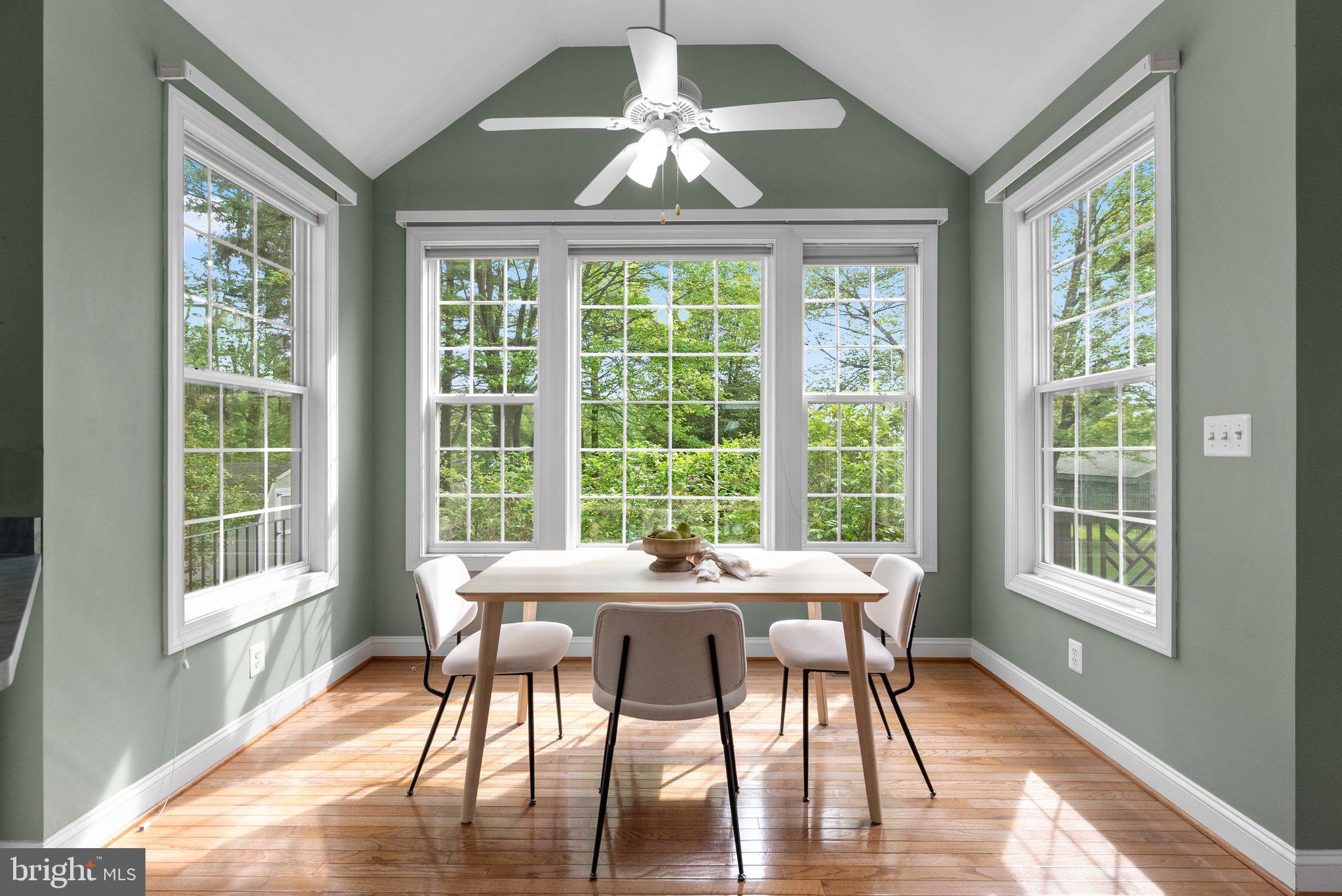 14304 Lewisdale Road Clarksburg, MD 20871 - Photo 4 of 30 Gallery Image 4