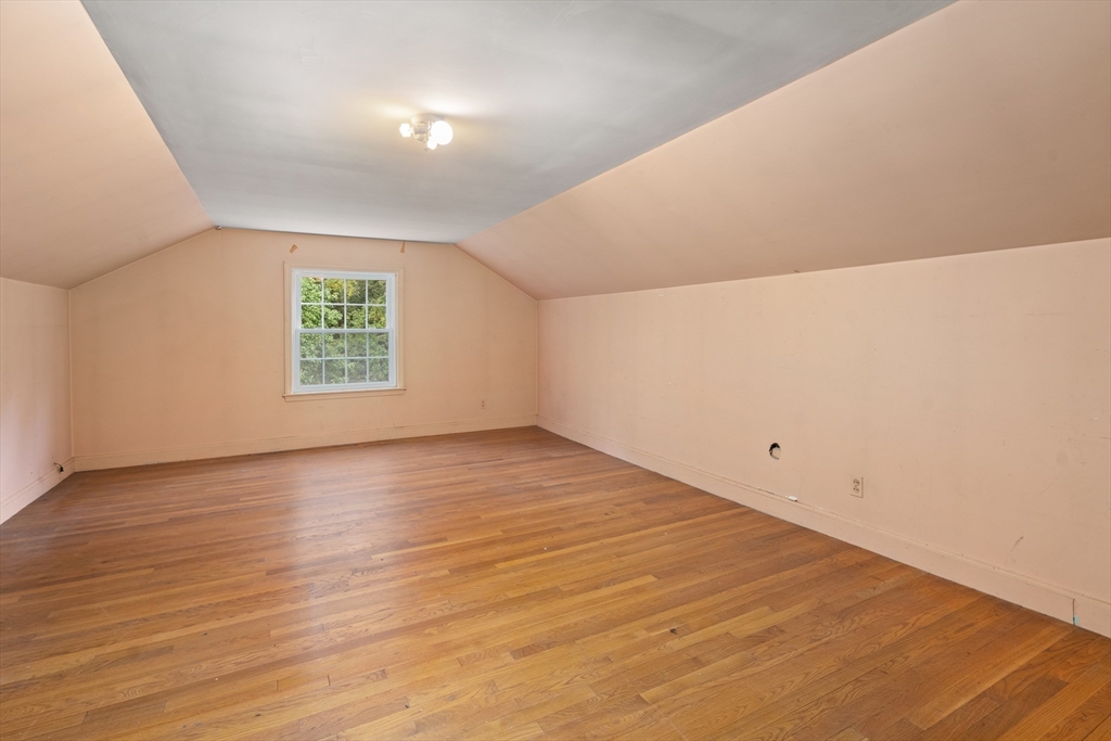 10 Radcliffe Road Weston, MA 02493 - Photo 12 of 41