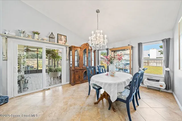 $369,900 | 910 Brookshire Circle, Malabar, FL 32950