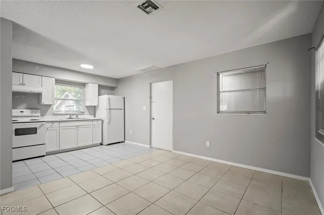 $1,050 | 75 Cypress Street, North Fort Myers, FL 33903