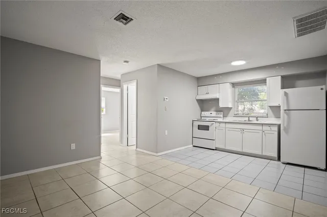 $1,050 | 75 Cypress Street, North Fort Myers, FL 33903