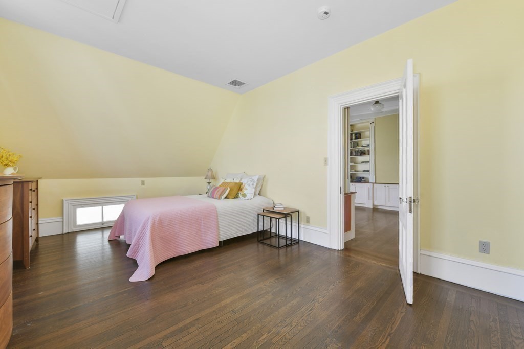 197 Morrison Avenue Somerville, MA 02144 - Photo 20 of 35