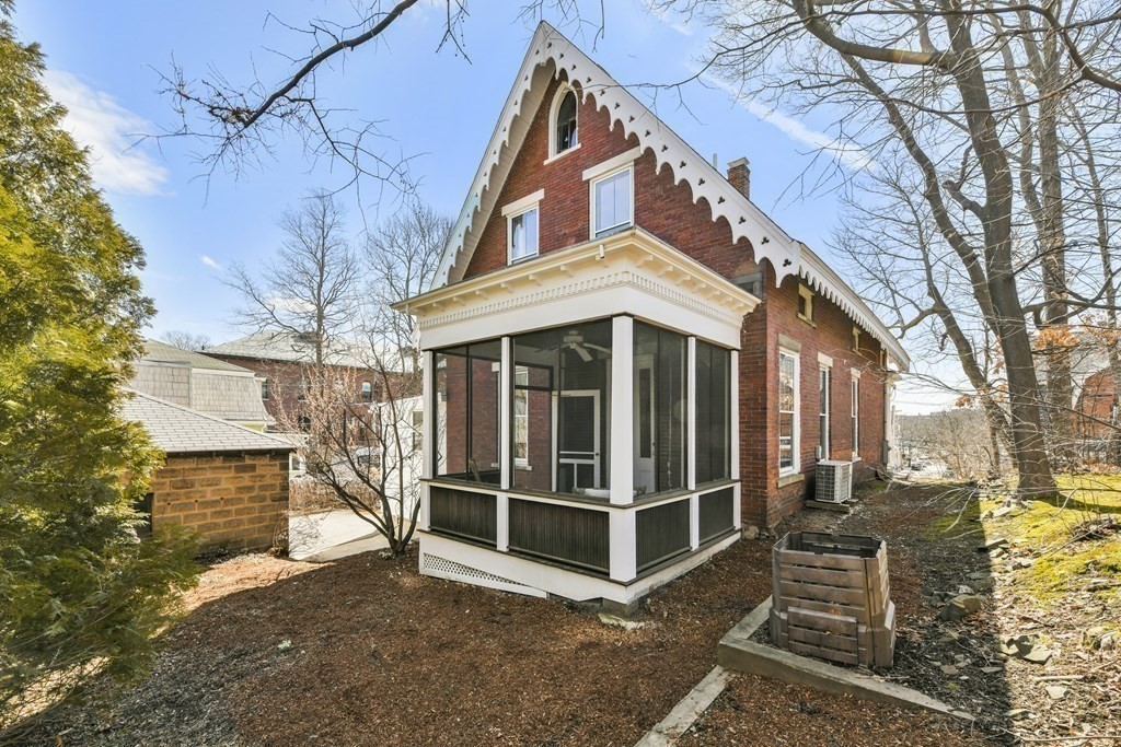 197 Morrison Avenue Somerville, MA 02144 - Photo 31 of 35