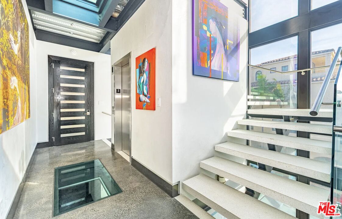 5115 Vía Donte Marina del Rey, CA 90292 - Photo 22 of 35