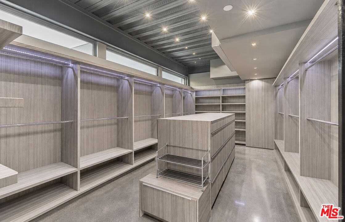 5115 Vía Donte Marina del Rey, CA 90292 - Photo 26 of 40