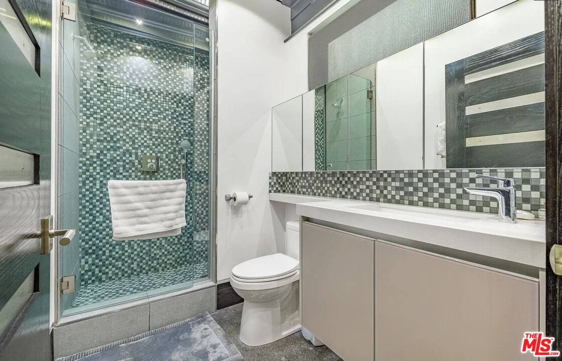 5115 Vía Donte Marina del Rey, CA 90292 - Photo 29 of 35