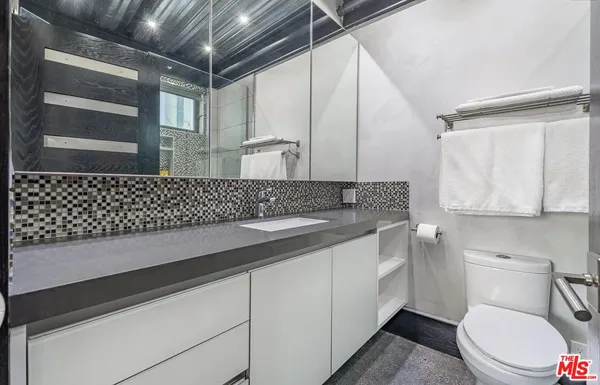 $24,750 | 5115 Vía Donte, Marina del Rey, CA 90292