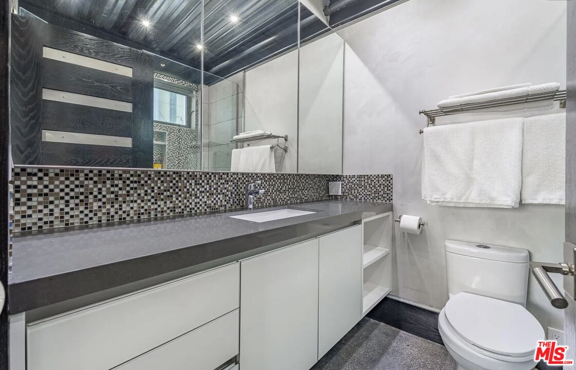 5115 Vía Donte Marina del Rey, CA 90292 - Photo 33 of 40