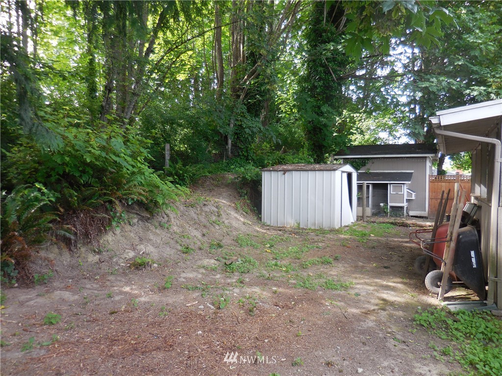 1310 Lidstrom Road East Port Orchard, WA 98366 - Photo 25 of 37 Gallery Image 25