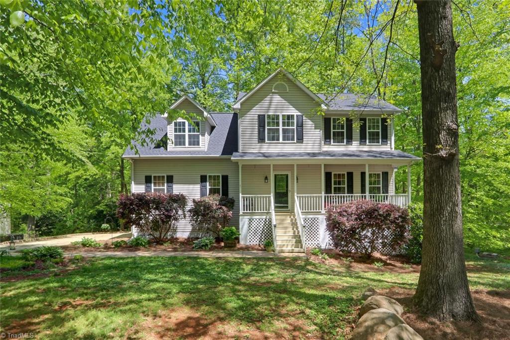 7502 Bartonshire Court Oak Ridge, NC 27310 - Photo 4 of 33 Gallery Image 4