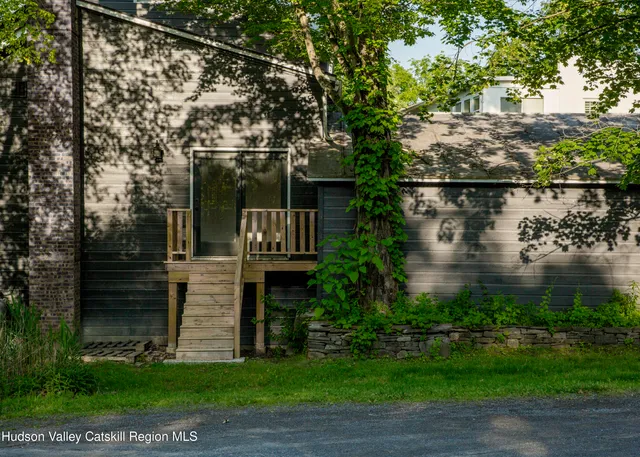 $995,000 | 222 Main Street, Germantown, NY 12526