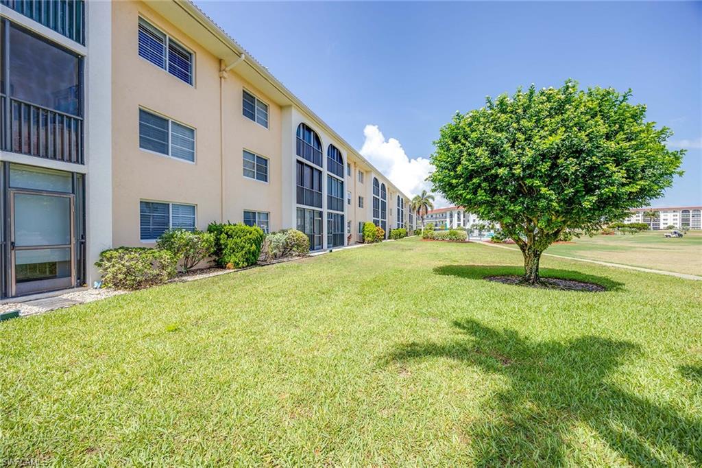 45 High Point Circle South, Unit 303 Naples, FL 34103 - Photo 20 of 22