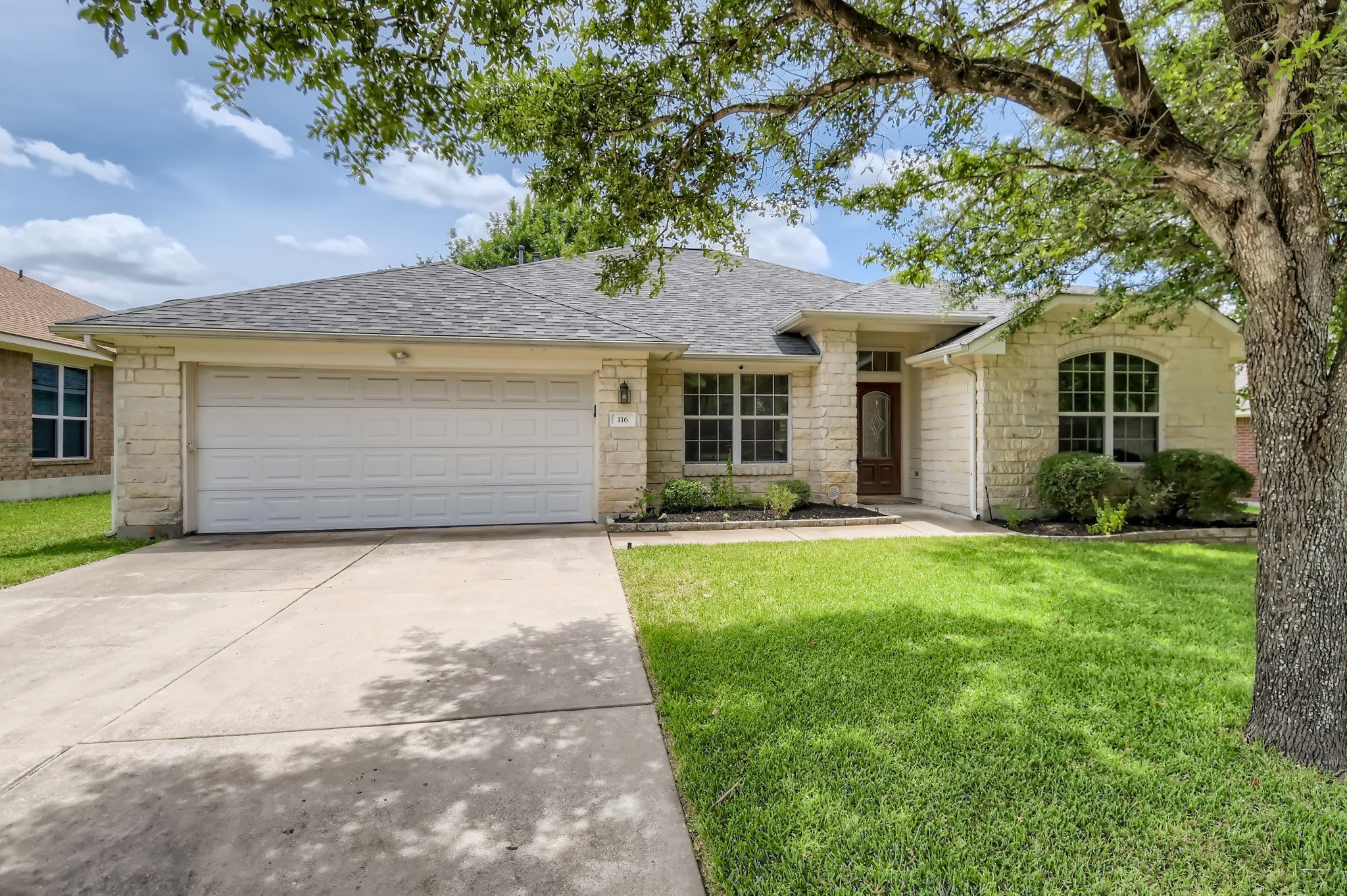 116 Copperwood Loop Round Rock, TX 78665 - Photo 2 of 27