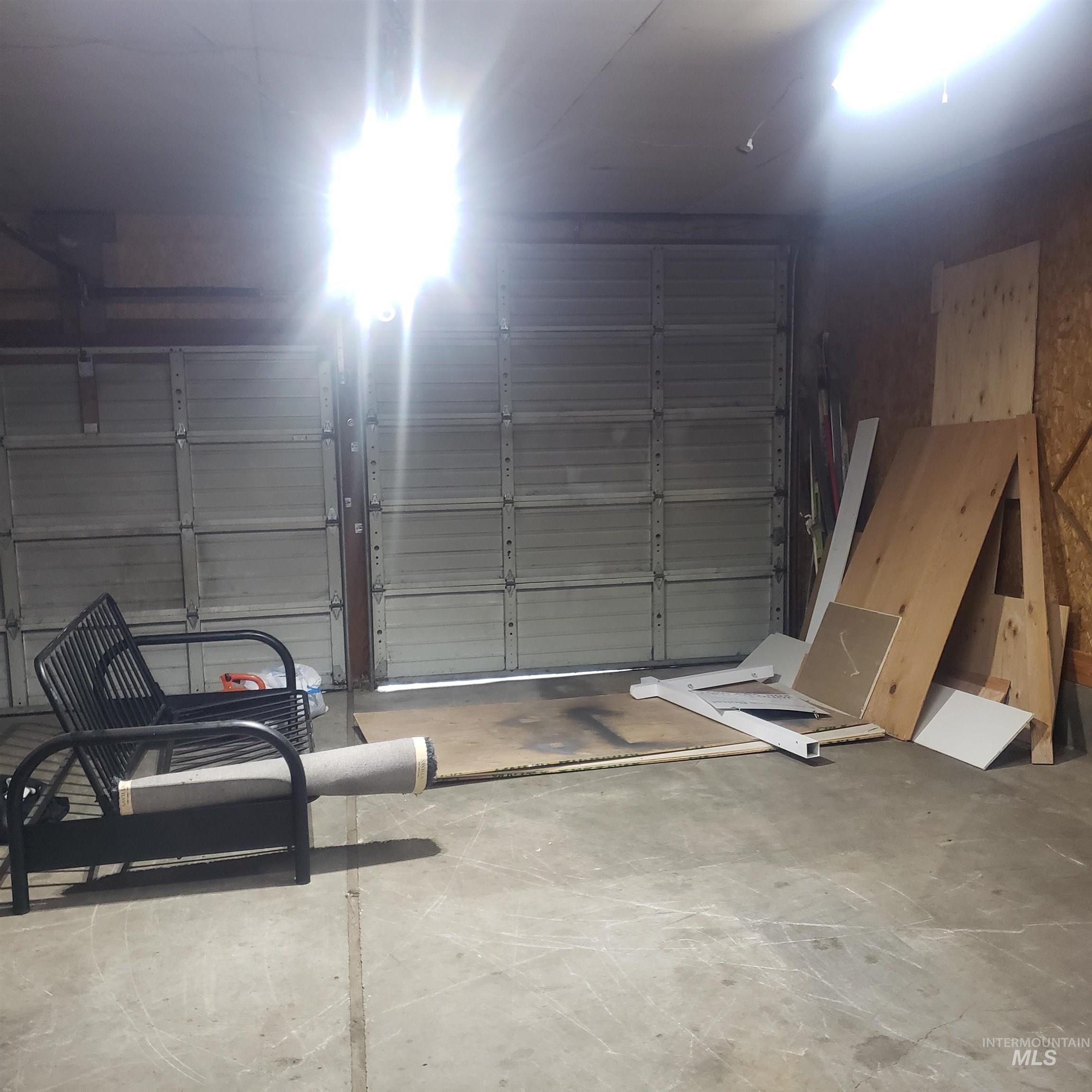 1098 Crescent Rim Drive McCall, ID 83638 - Photo 35 of 42 View of garage