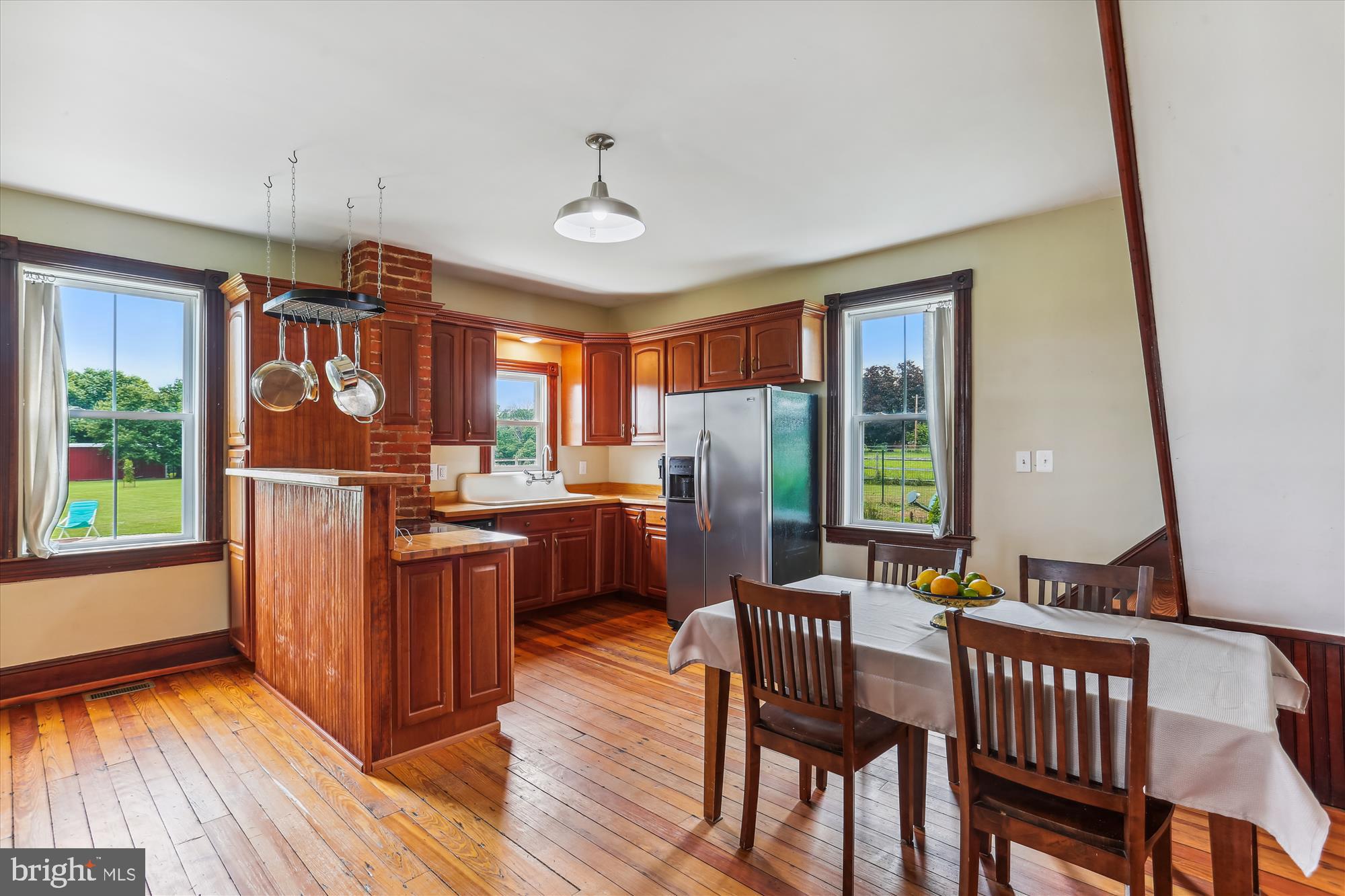 6000 Olney Laytonsville Road Gaithersburg, MD 20882 - Photo 22 of 56 Dining Room