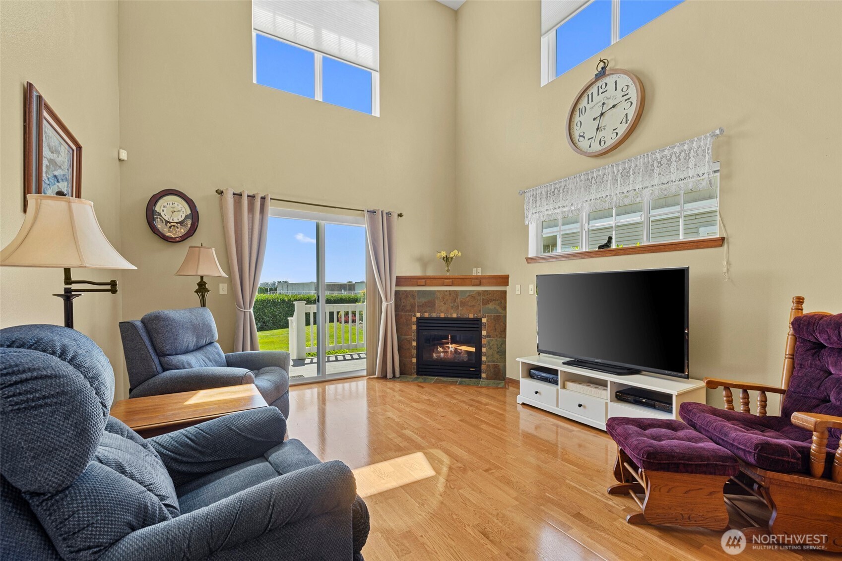 1190 Decatur Circle Burlington, WA 98233 - Photo 6 of 40