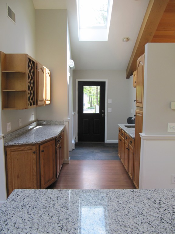 82 Central Turnpike Sutton, MA 01590 - Photo 11 of 30