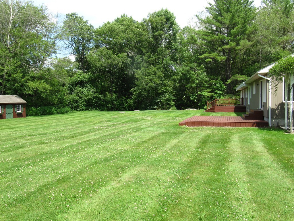 82 Central Turnpike Sutton, MA 01590 - Photo 6 of 30