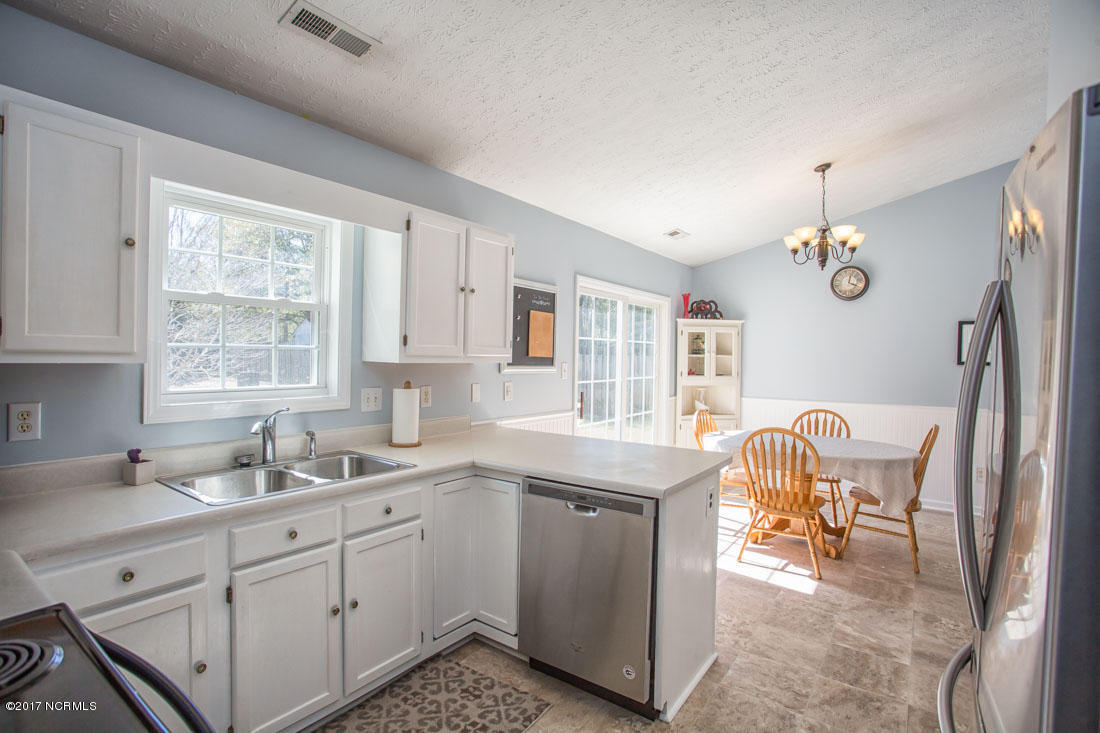 809 Cathay Road Wilmington, NC 28412 - Photo 11 of 45 J-28