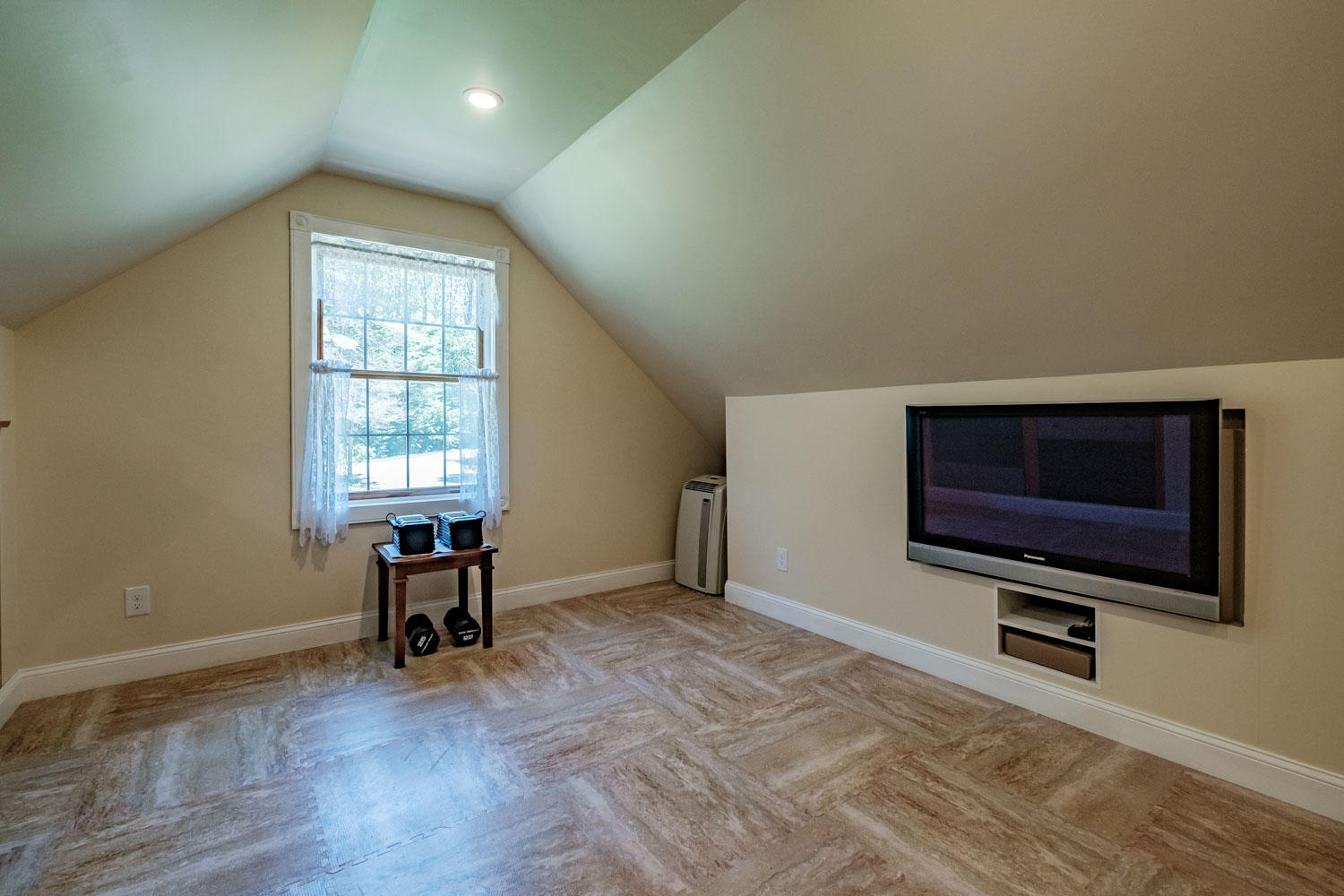 8 Heather Lane Cumberland Center, ME 04021 - Photo 34 of 43 20190708gp-60085