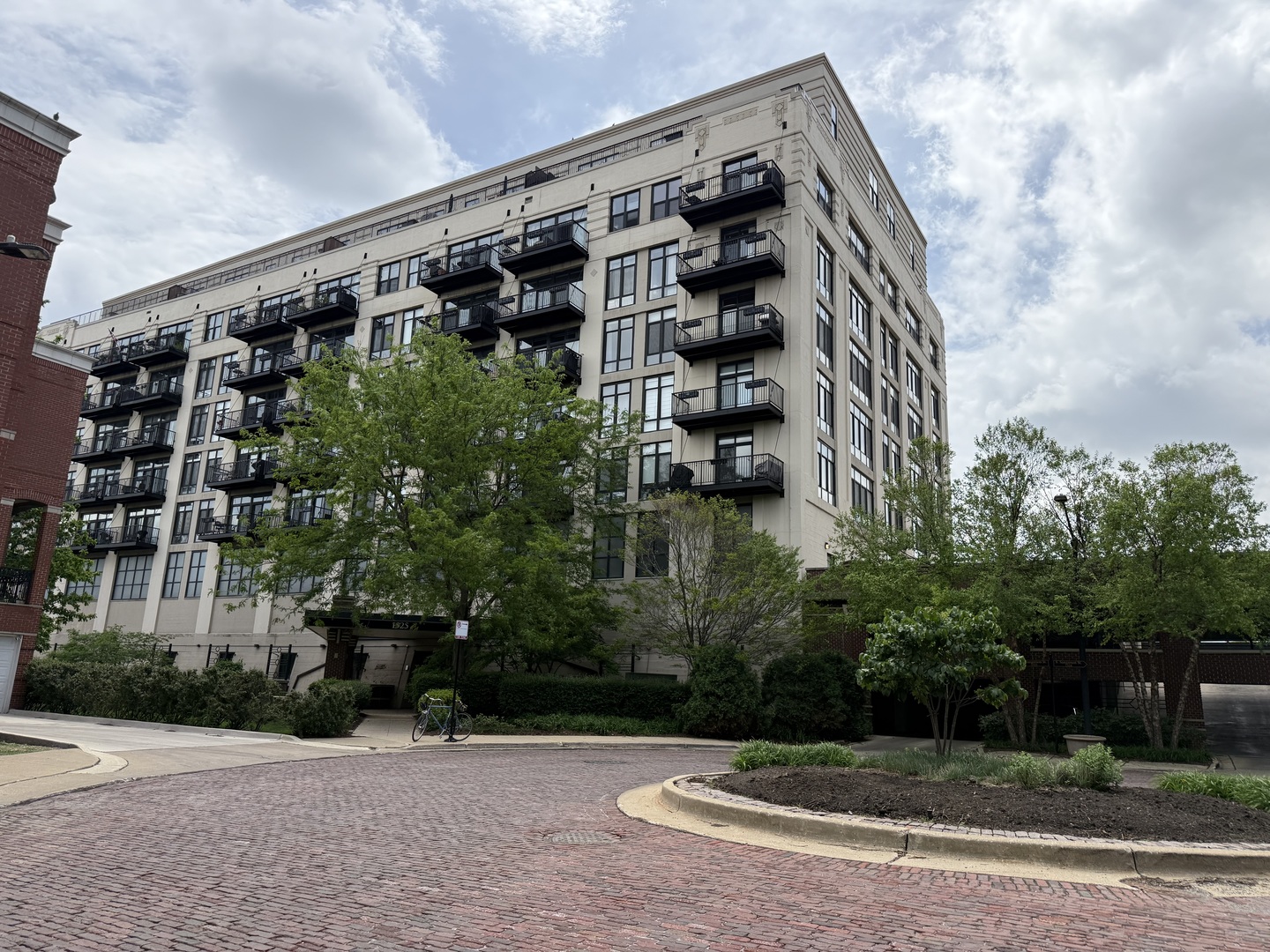 1525 South Sangamon Street, Unit 414 Chicago, IL 60608 - Photo 1 of 22