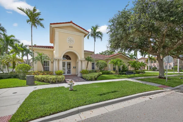 $1,195,000 | 148 Glencullen Circle, Jupiter, FL 33458