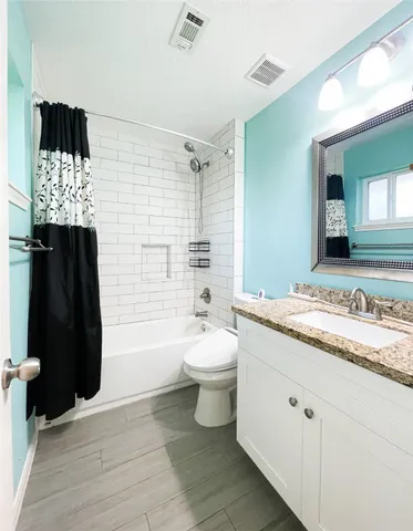 $1,800 | 13607 Fernhill Drive, Sugar Land, TX 77498