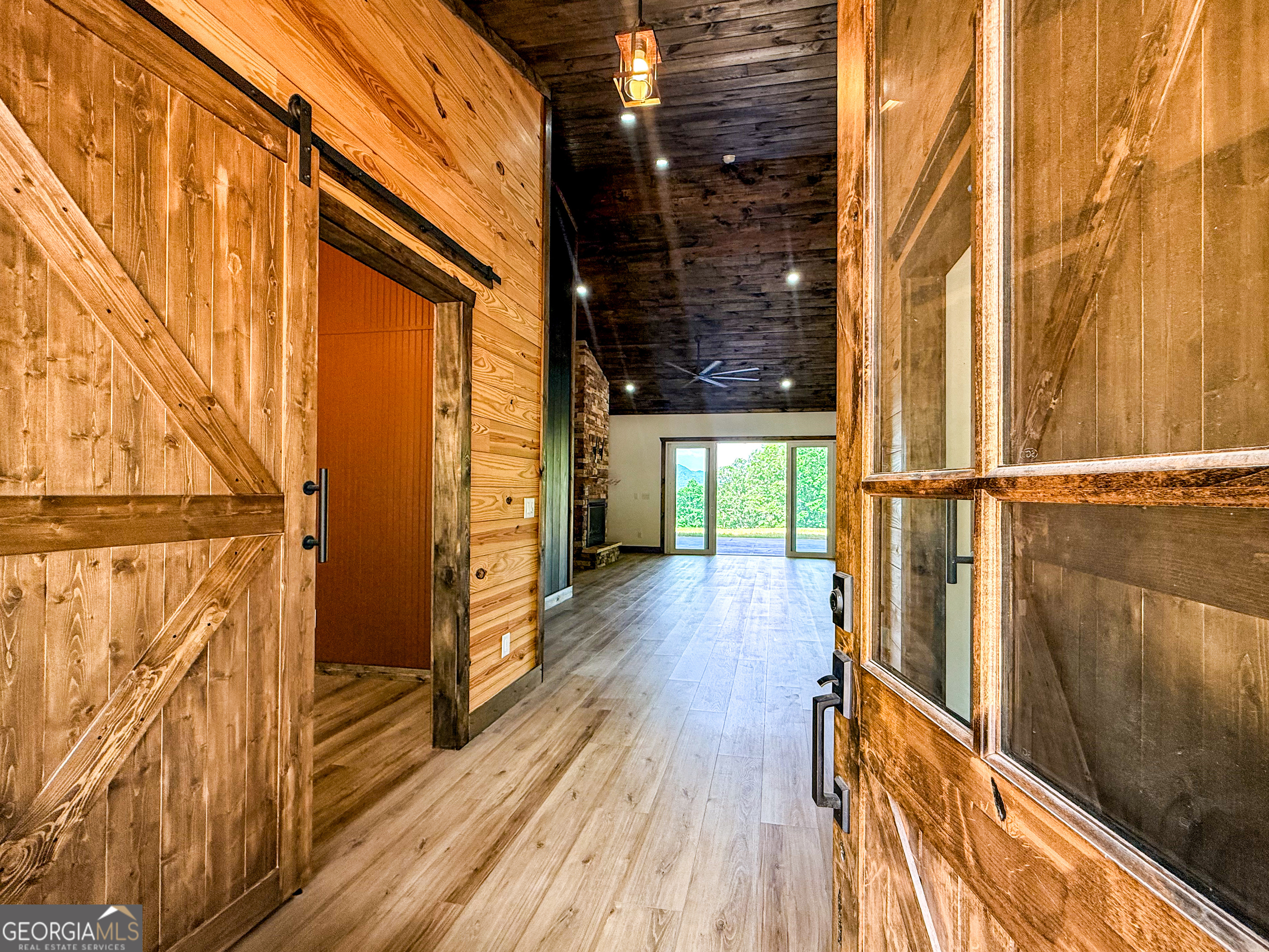 402 Lovelace Road Clarkesville, GA 30523 - Photo 5 of 73
