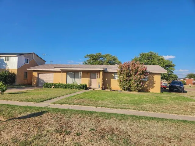 $175,000 | 1202 Green Avenue, Wilson, TX 79381