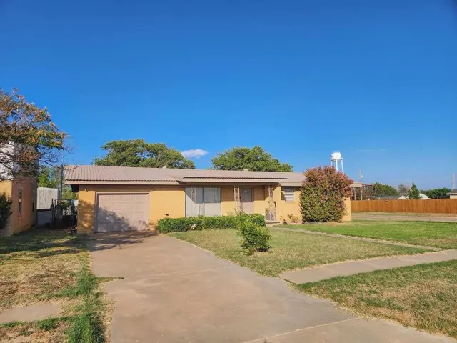 $175,000 | 1202 Green Avenue, Wilson, TX 79381