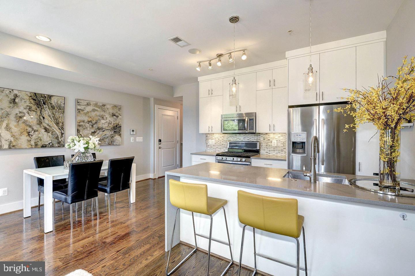 1478 Harvard Street Northwest, Unit 3 Washington, DC 20009 - Photo 4 of 19